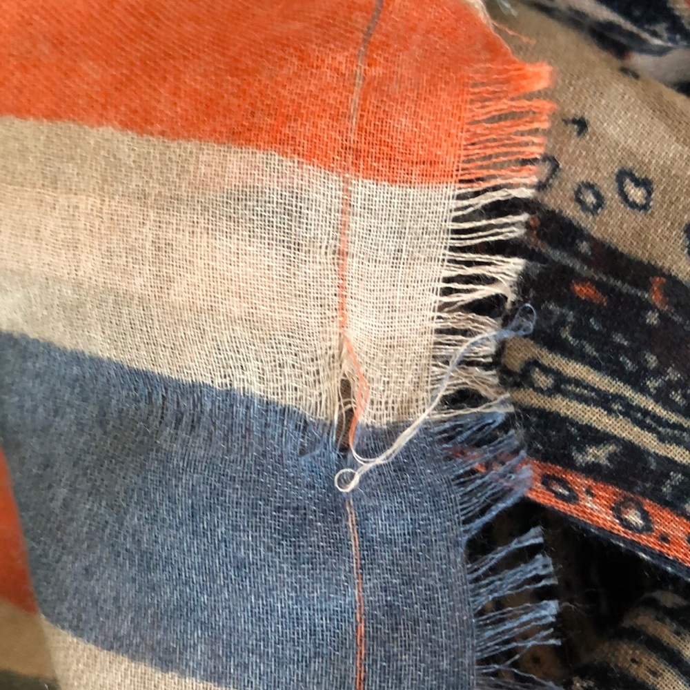 Scarf - Picture 3 of 4